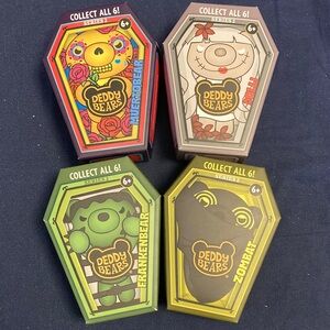 4 pack of Deddy Bears - Collectible Toy